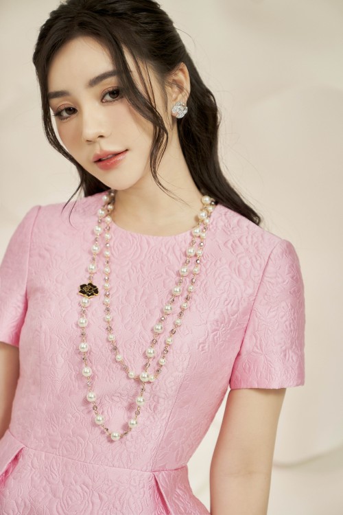 Sixdo Pink Short Sleeves Mini Brocade Dress